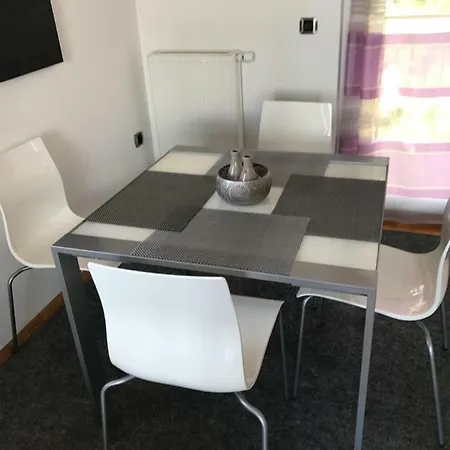 Apartament Jure *