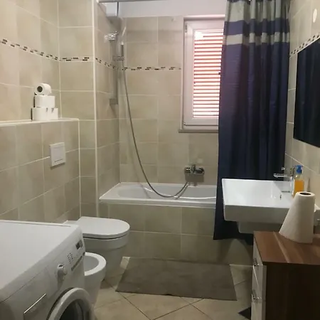 Jure Apartament Koper